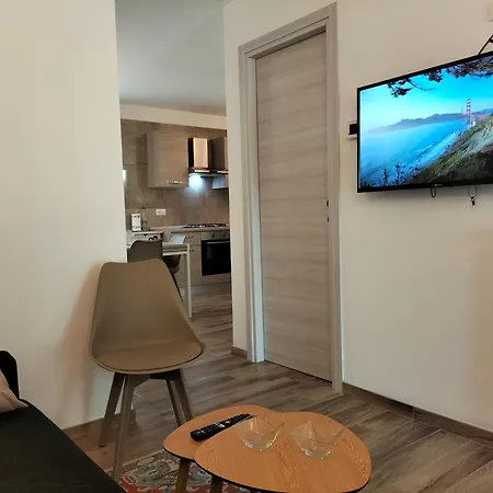 Ferienhaus Helios Pj - LʼAquila
